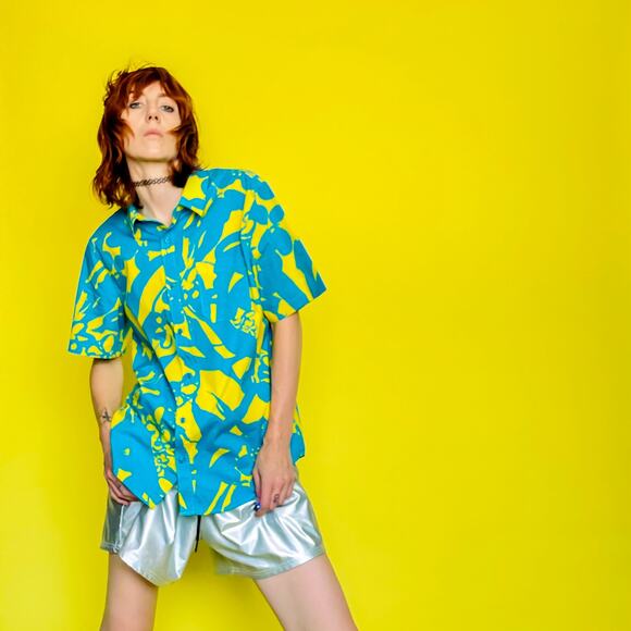 Abound Blue and Yellow Floral Hawaiian Shirt - Picture 4 of 9